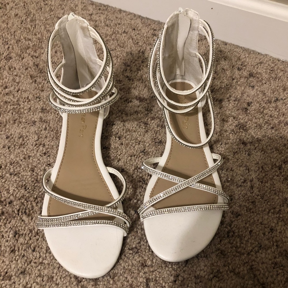 Glitter Sandals-White-Like New-Size 6.5